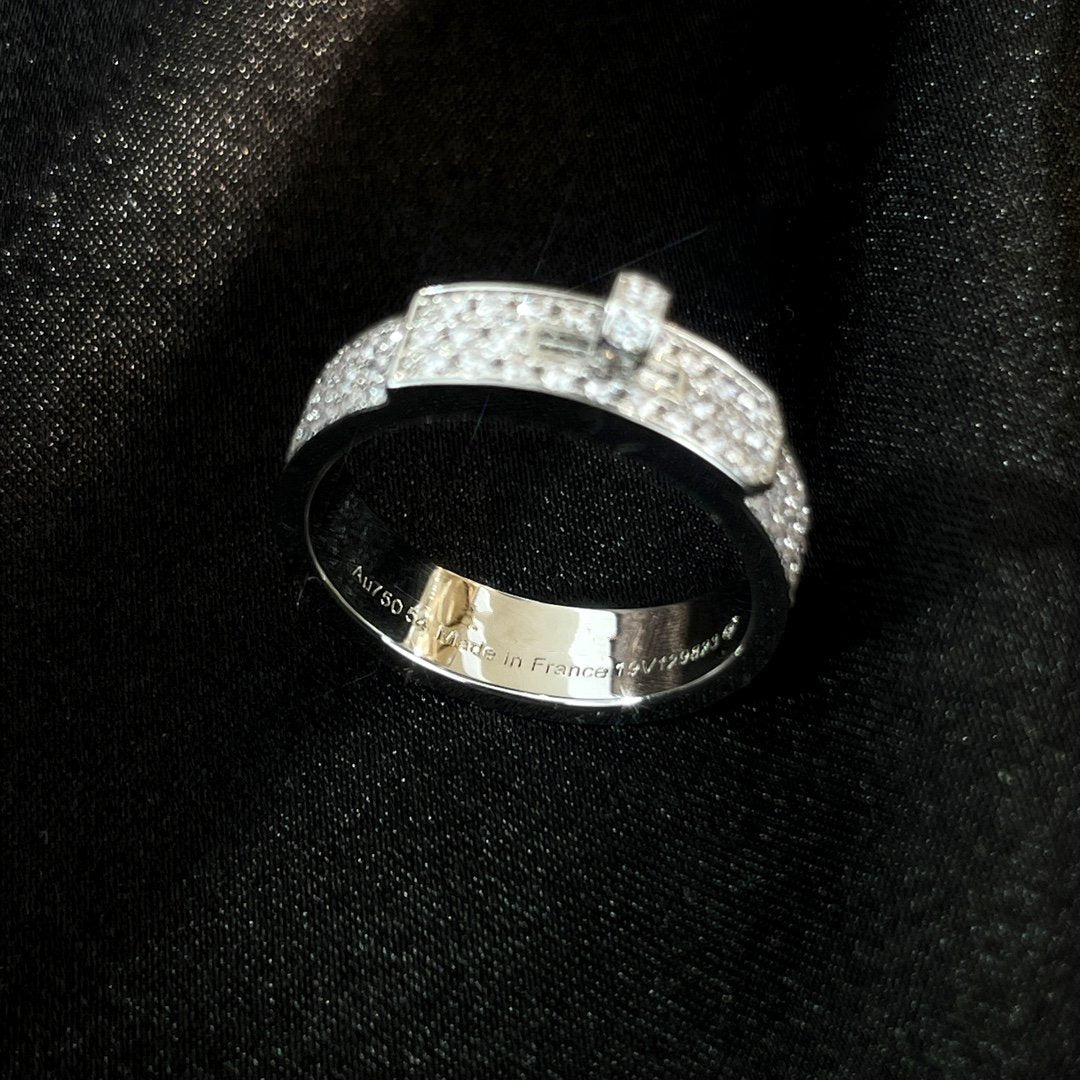 ¡®Star¡¯KELLY SILVER DIAMOND RING