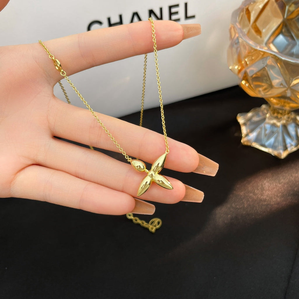 ¡®Star¡¯LOUISETTE GOLD NECKLACE