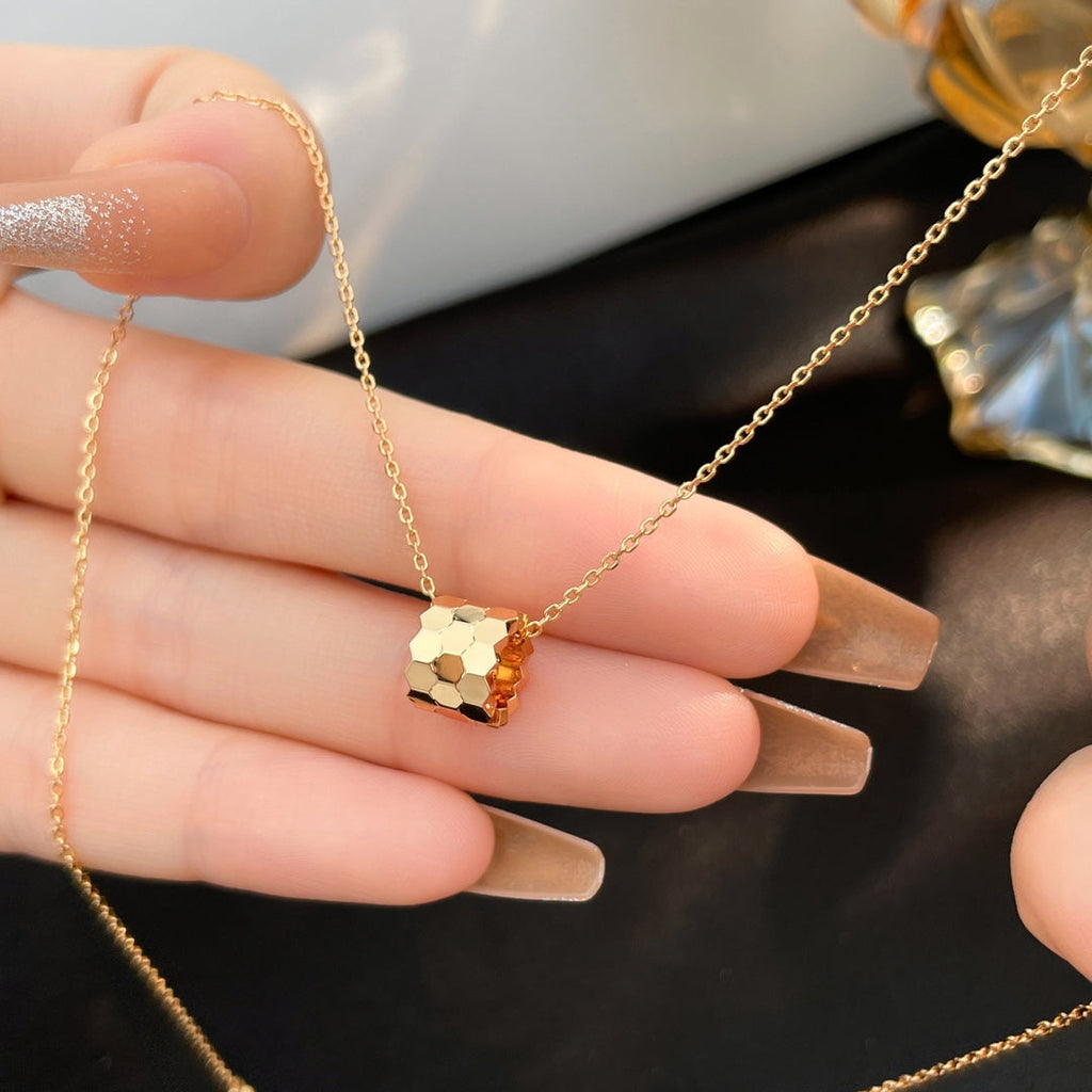 ¡®Star¡¯BEE MINI NECKLACE