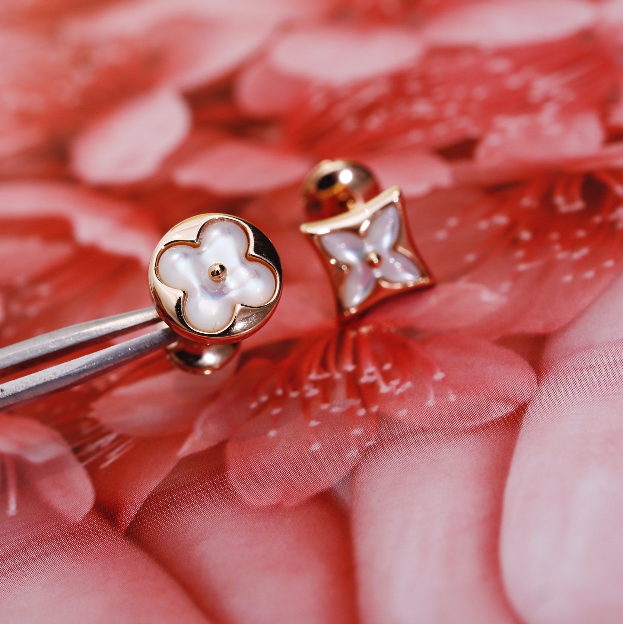 ¡®Star¡¯STAR AND SUN PINK GOLD MOP STUD EARRINGS