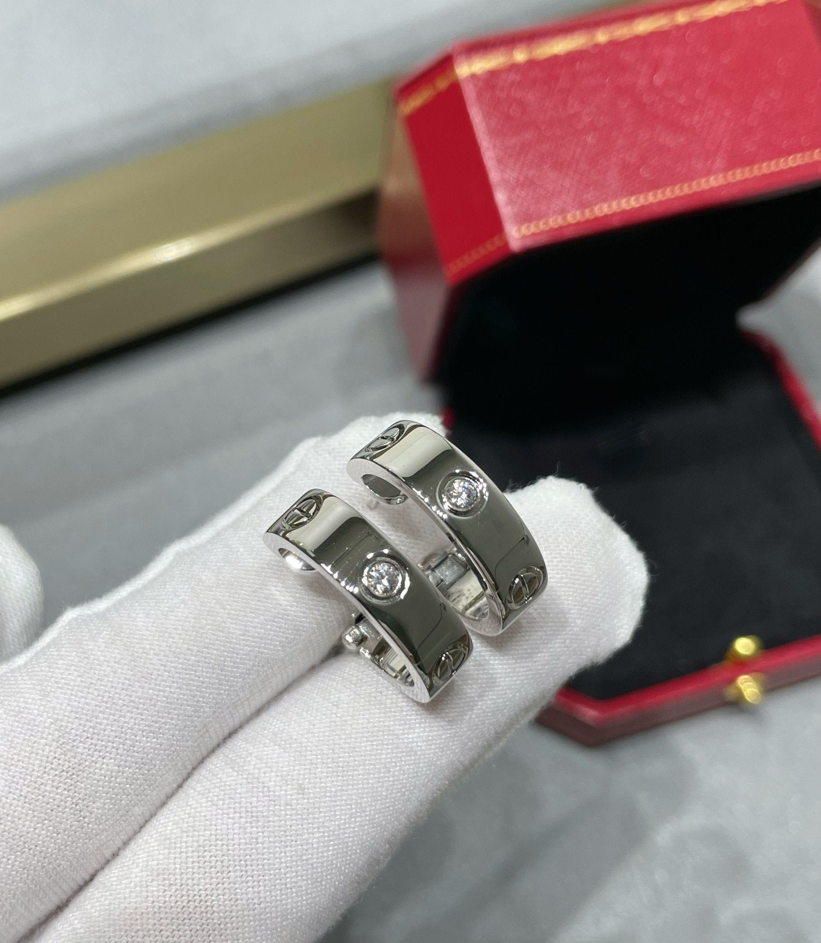 ¡®Star¡¯LOVE 5.5MM 1 DIAMOND EARRINGS