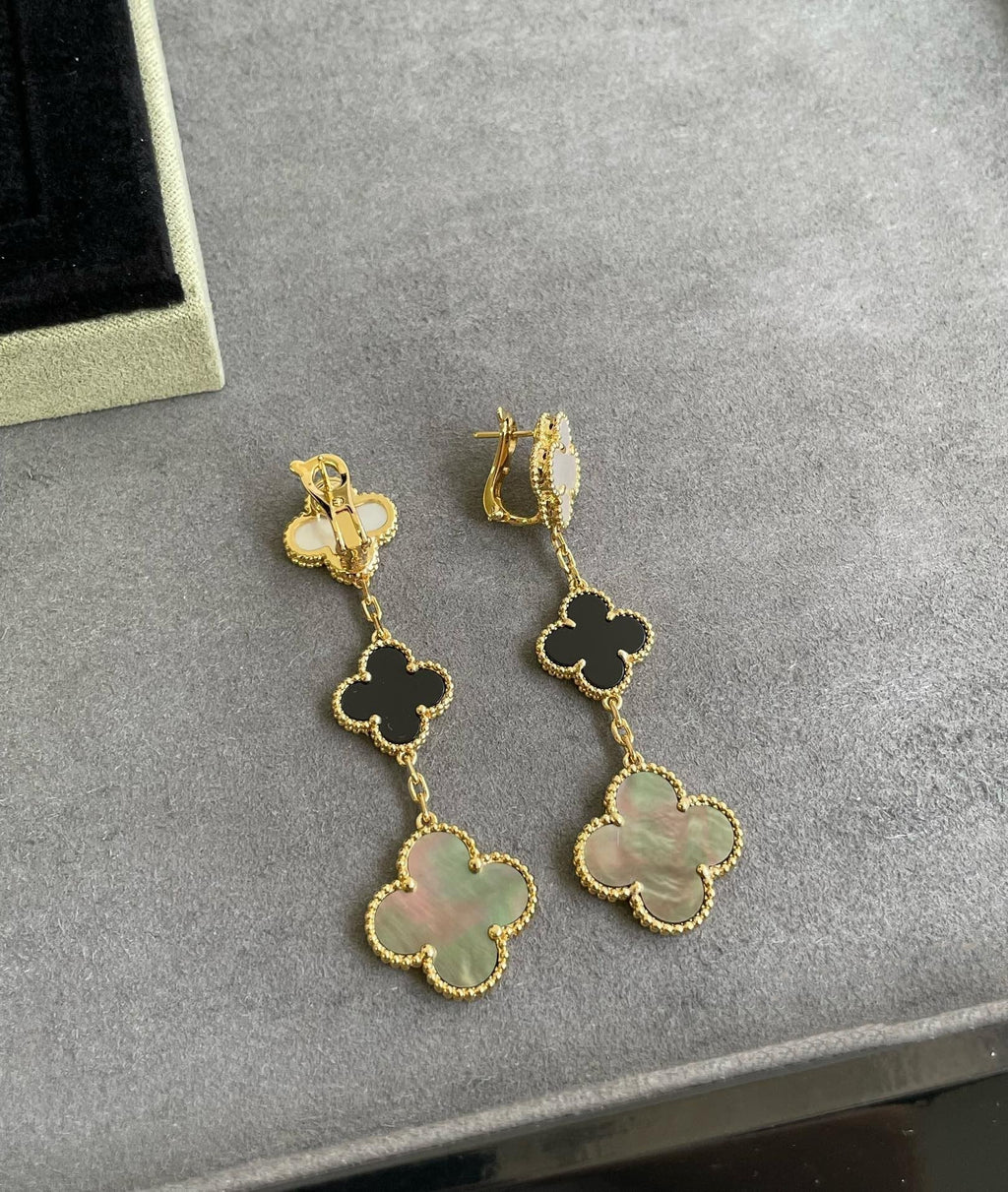 ¡®Star¡¯CLOVER 3 MOTIF MOP ONYX DARK MOP PINK GOLD EARRINGS