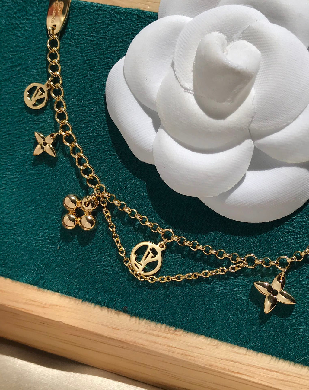 ¡®Star¡¯BLOOMING PINK GOLD MOP BRACELET