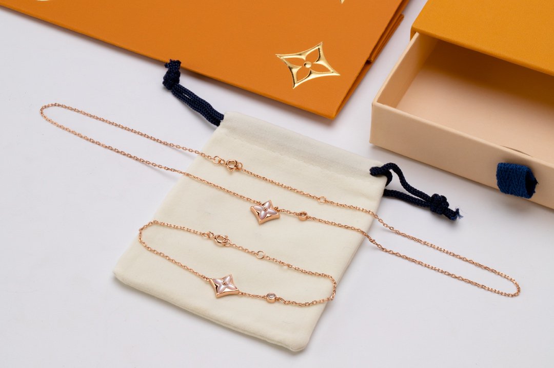 ¡®Star¡¯STAR PINK MOP 1 DIAMOND PINK GOLD NECKLACE