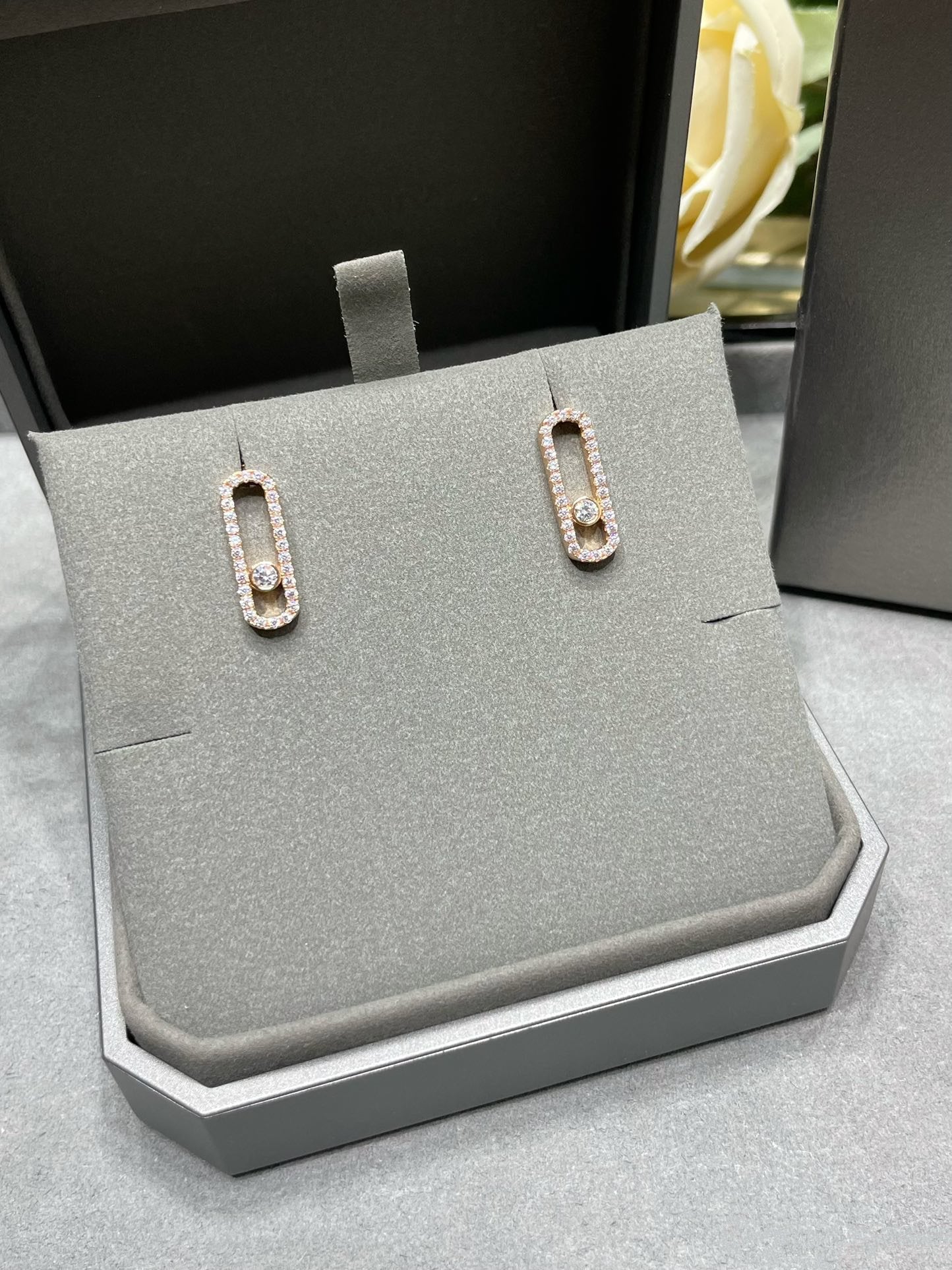 [moco jewelrys ]MOVE UNO STUD DIAMOND PAVED EARRINGS