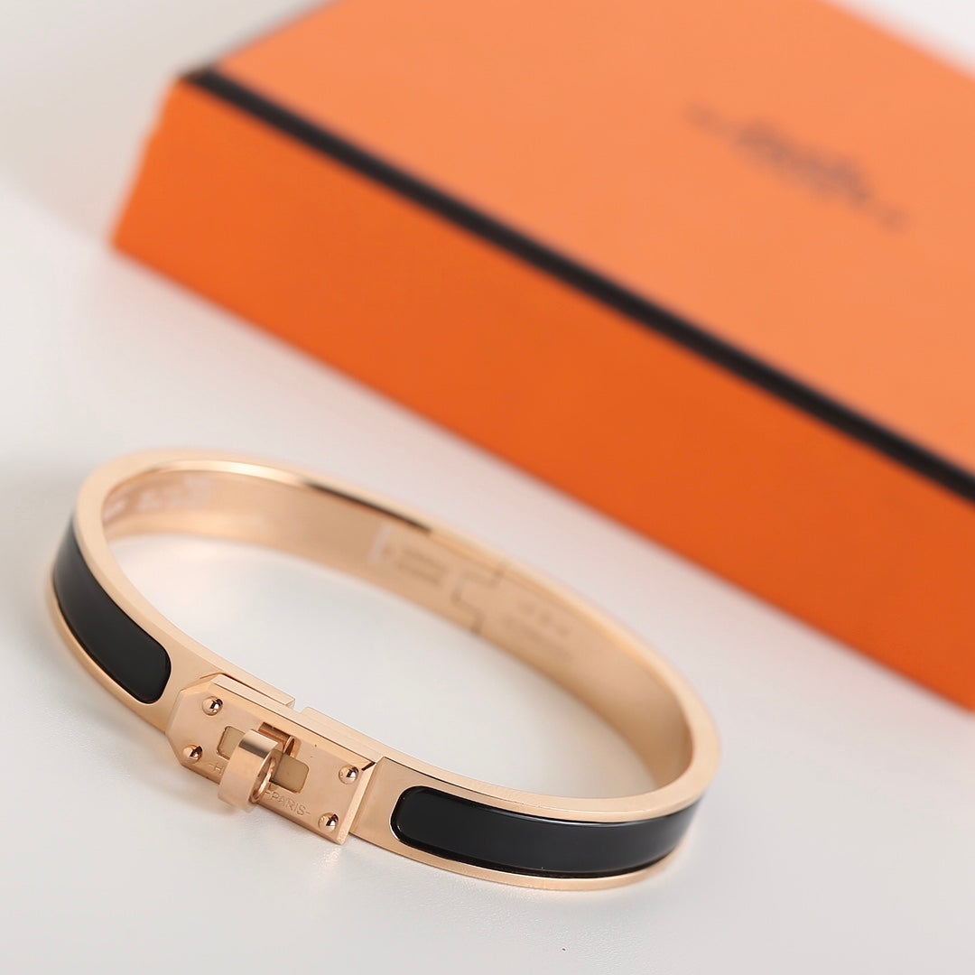 ¡®Star¡¯HM KELLY BLACK BRACELET