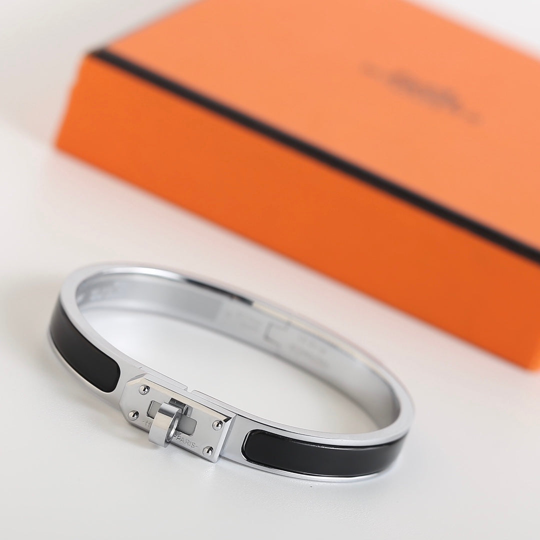 ¡®Star¡¯HM KELLY BLACK BRACELET