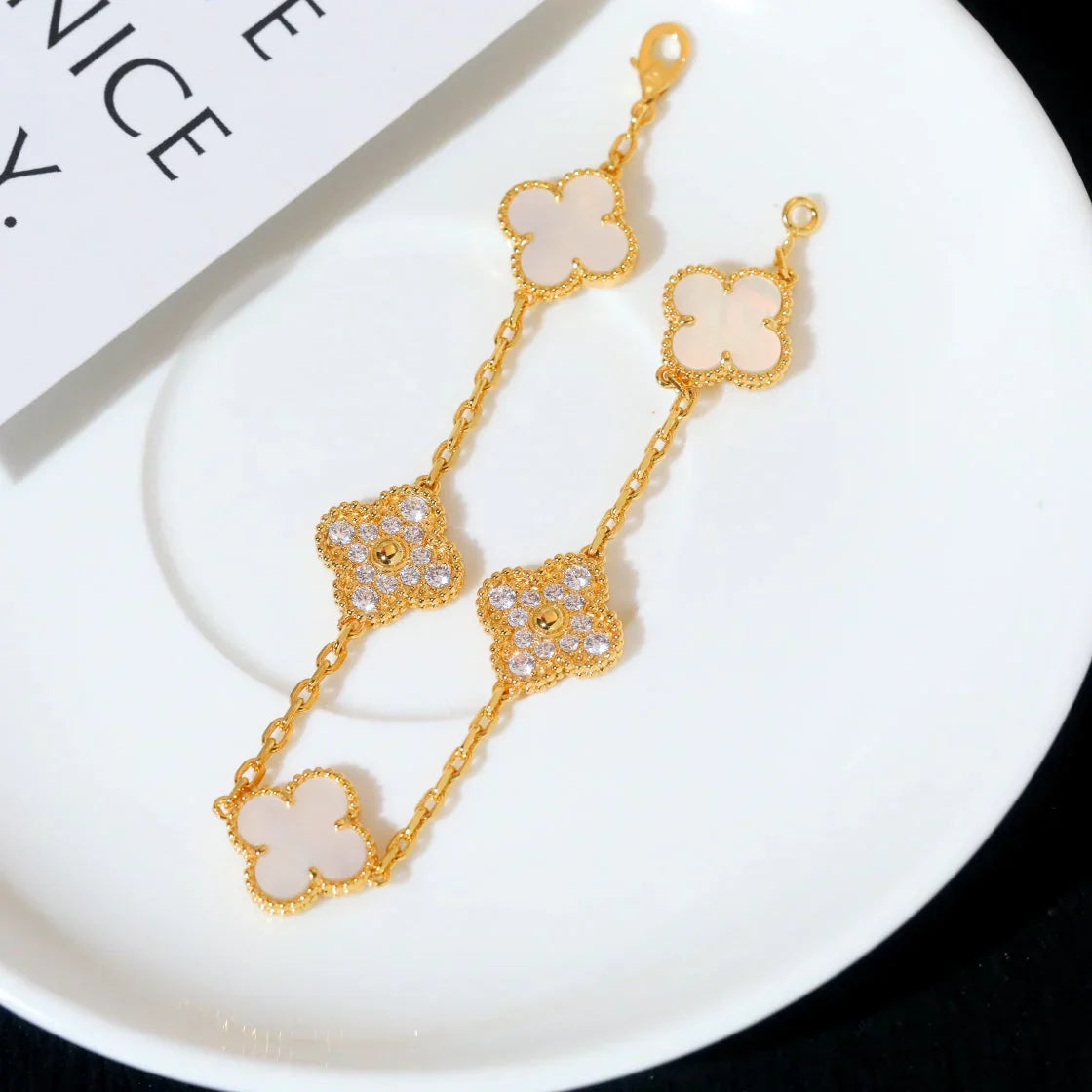 [Star]New CLOVER WHITE PEARL MOP 5 MOTIF BRACELET COLLECTION