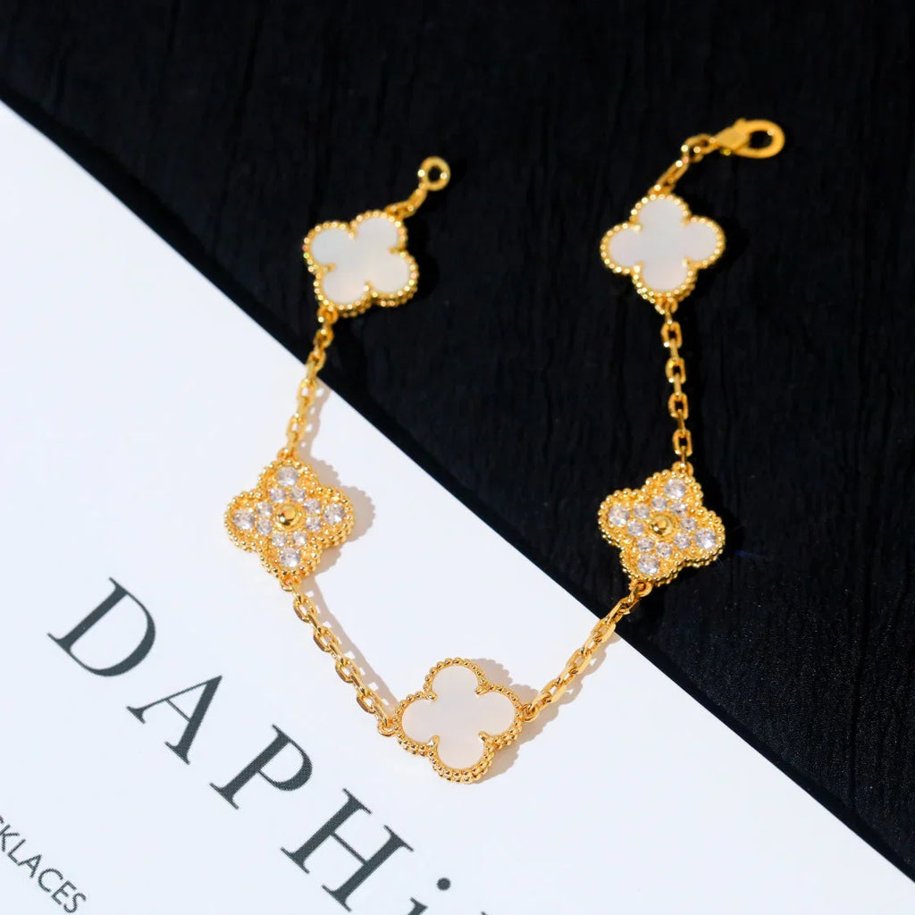 [Star]New CLOVER WHITE PEARL MOP 5 MOTIF BRACELET COLLECTION