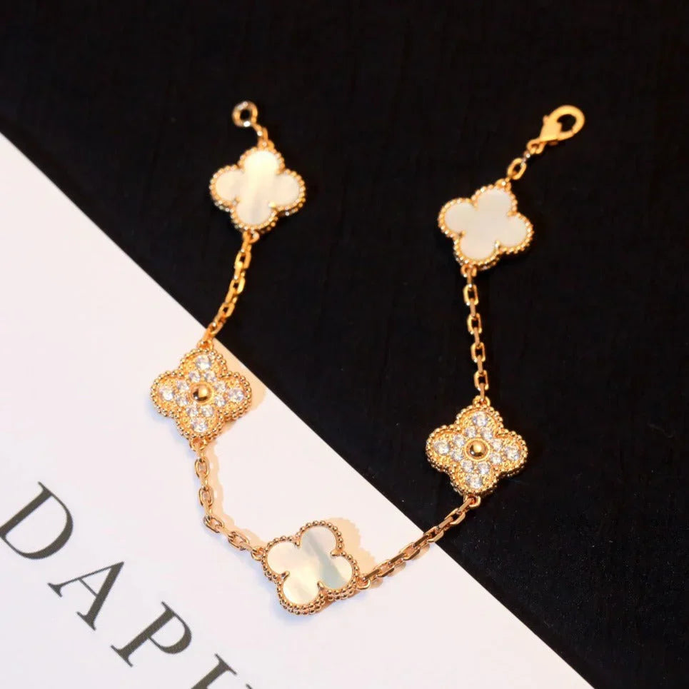 [Star]New CLOVER WHITE PEARL MOP 5 MOTIF BRACELET COLLECTION
