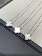 ¡®Star¡¯CLOVER MEDIUM SILVER WHITE MOP NECKLACE