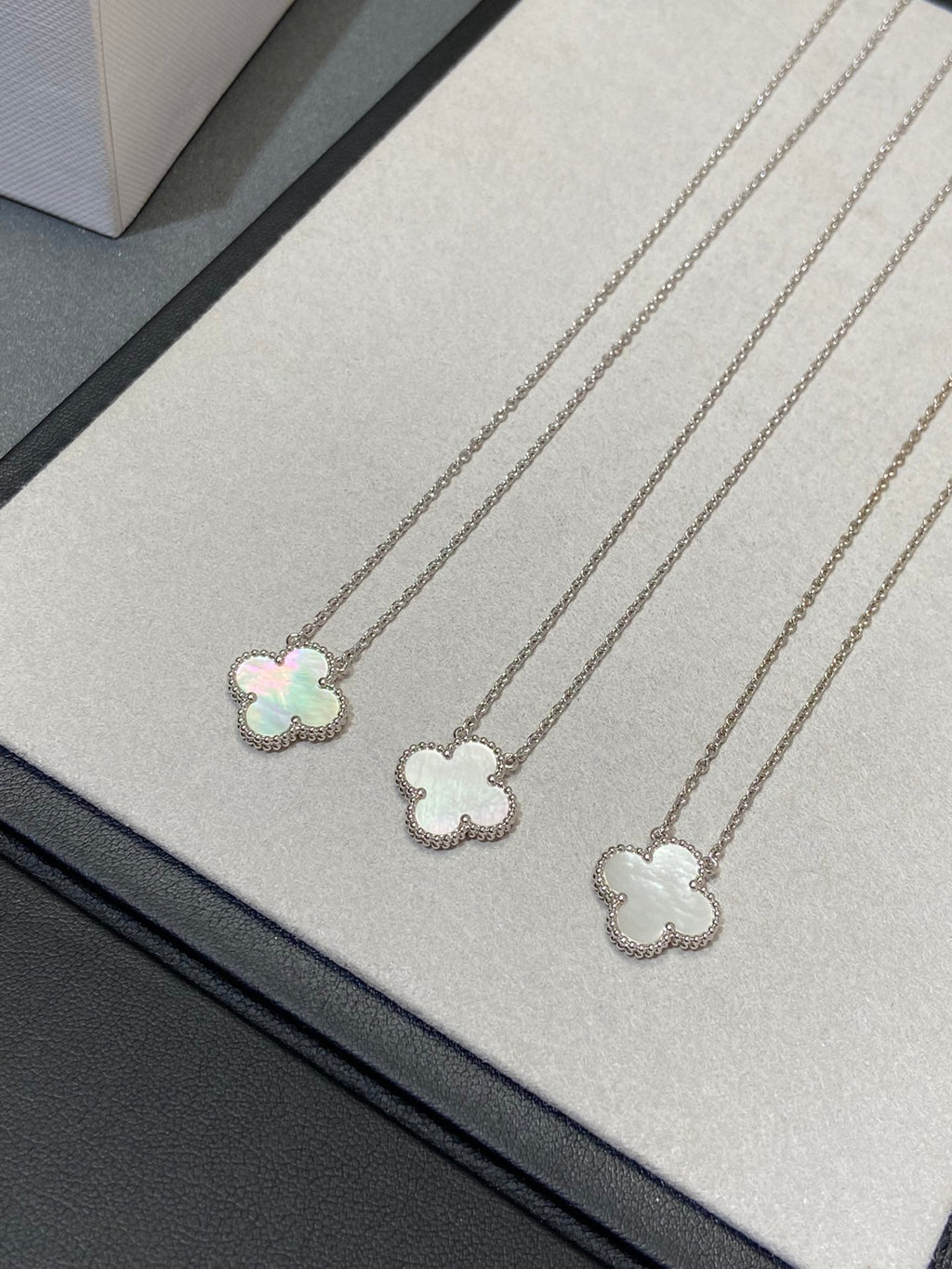 ¡®Star¡¯CLOVER MEDIUM SILVER WHITE MOP NECKLACE