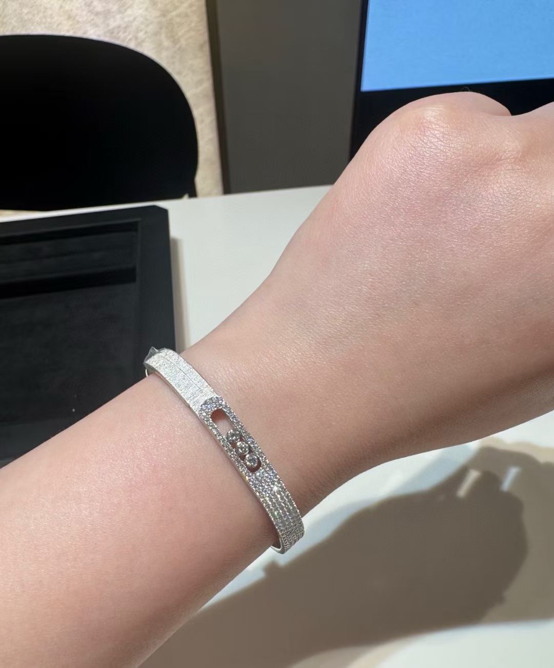 [Star] 2026 BRAND-NEW FROSTED BRACELET WITH DIAMONDS THREE COLORS