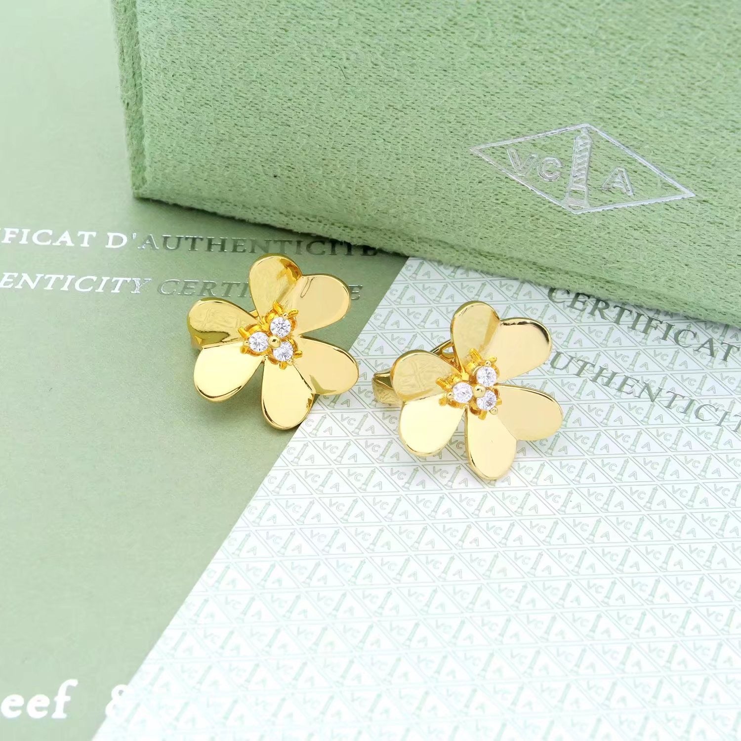 ¡®Star¡¯FRIVOLE EARRINGS- LARGE MODEL