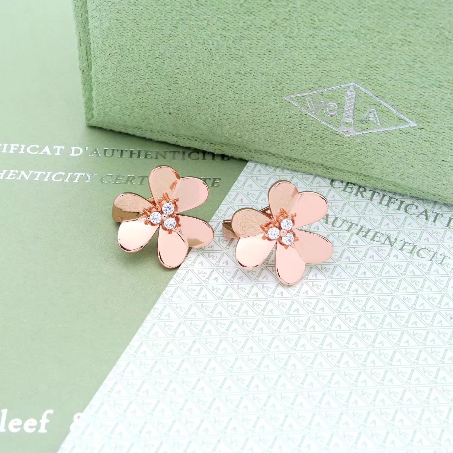 ¡®Star¡¯FRIVOLE EARRINGS- LARGE MODEL