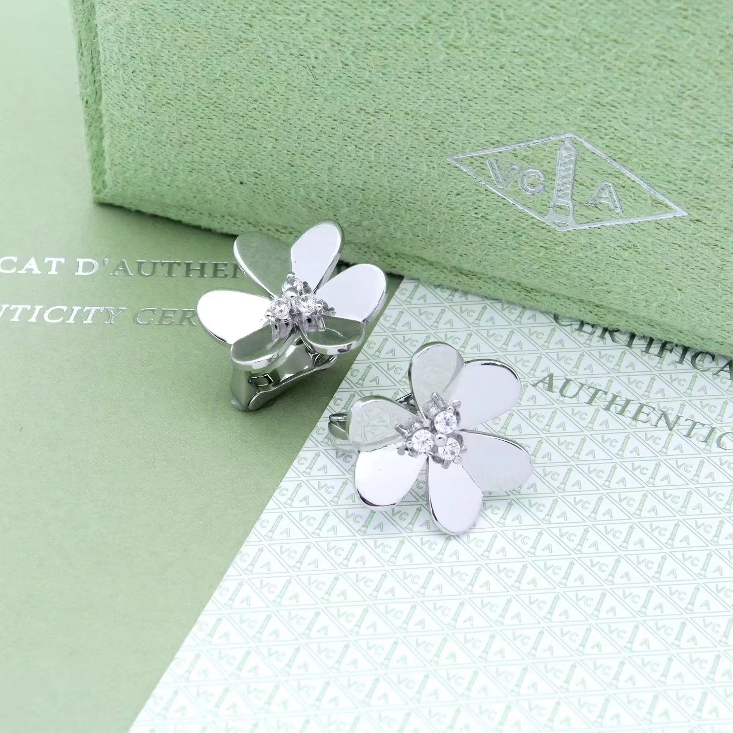 ¡®Star¡¯FRIVOLE EARRINGS- LARGE MODEL