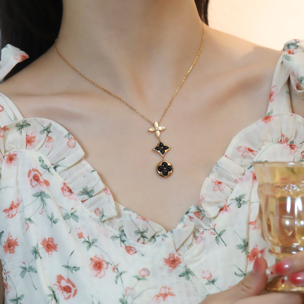 ¡®Star¡¯STAR AND SUN ONYX PINK GOLD NECKLACE