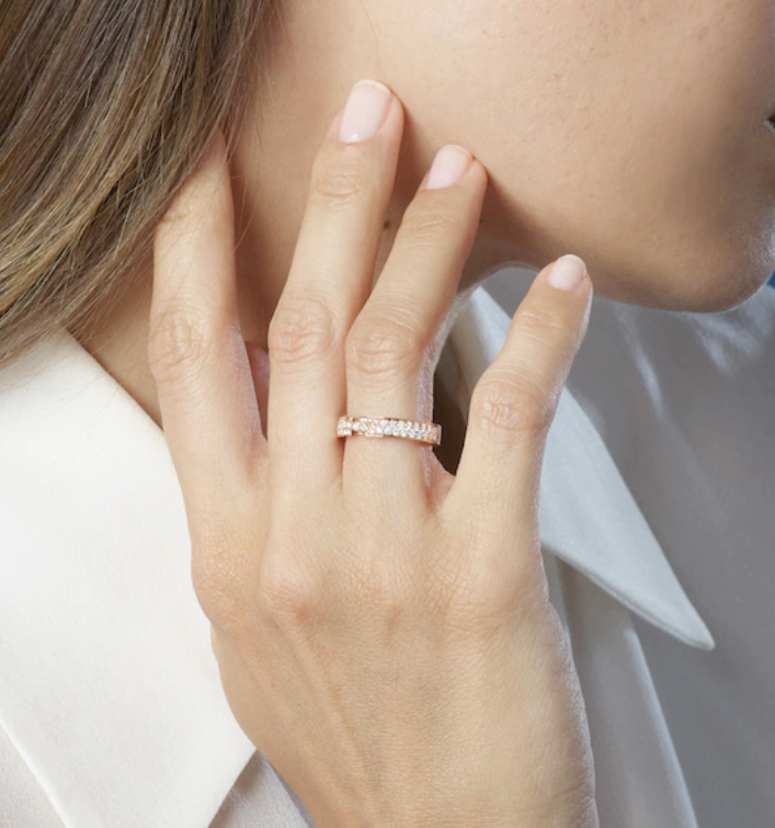 ¡®Star¡¯ALLIANCE LIENS VIDENCE PAVED DIAMOND 4MM RING
