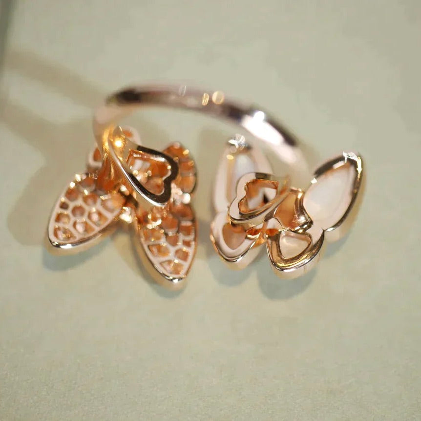 ¡®Star¡¯TWIN BUTTERFLY DIAMOND MOP RING