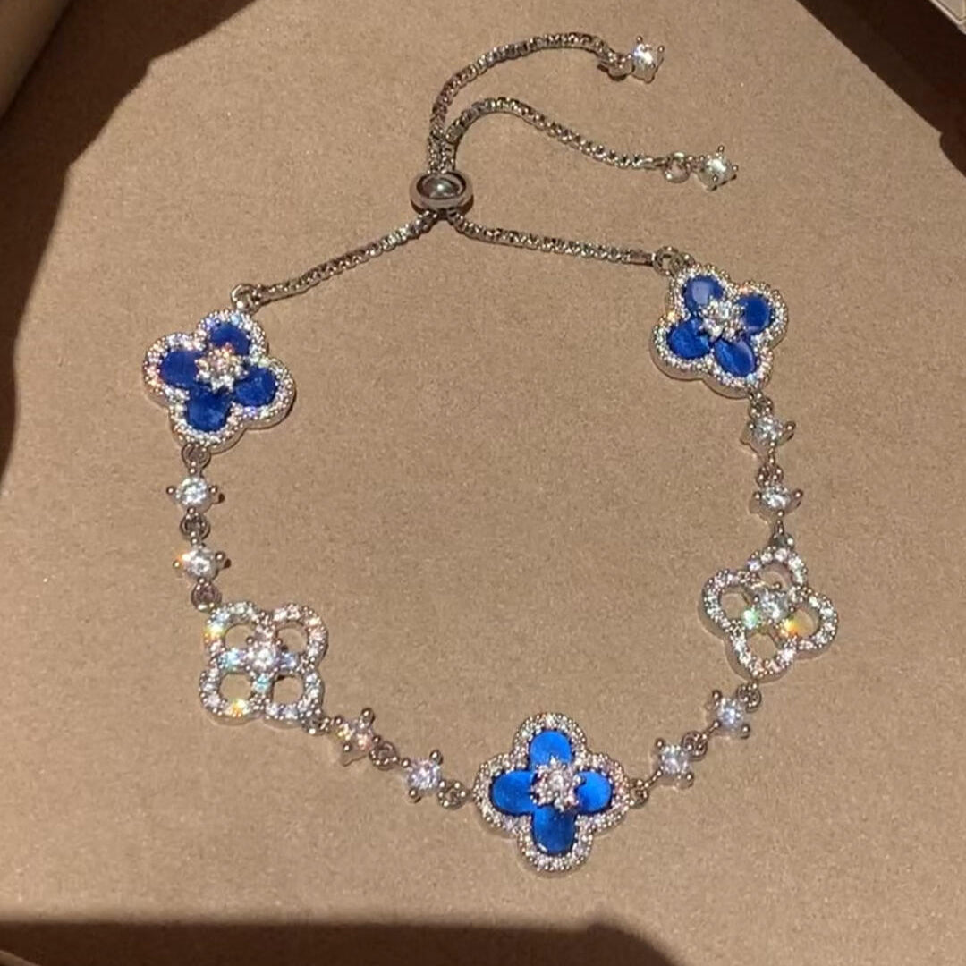 ¡®Star¡¯CLOVER 5 MOTIF PINK BLUE RED WHITE BRACELET