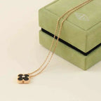 ¡®Star¡¯CLOVER 15MM DIAMOND ONYX NECKLACE