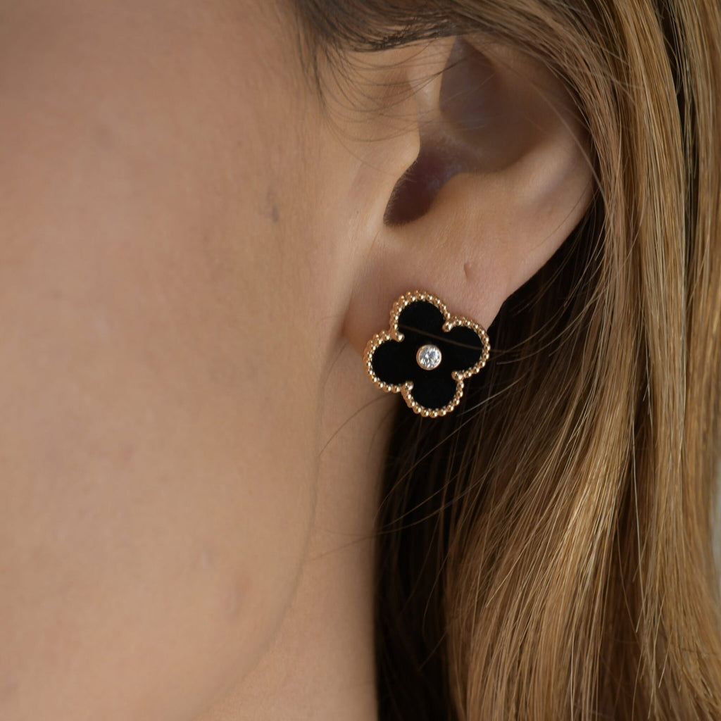 ¡®Star¡¯CLOVER MEDIUM 1 MOTIFS ONYX DIAMOND EARRINGS
