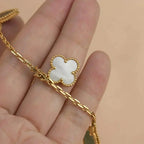 ¡®Star¡¯LUCKY SPRING 5 MOTIF GOLD BRACELET