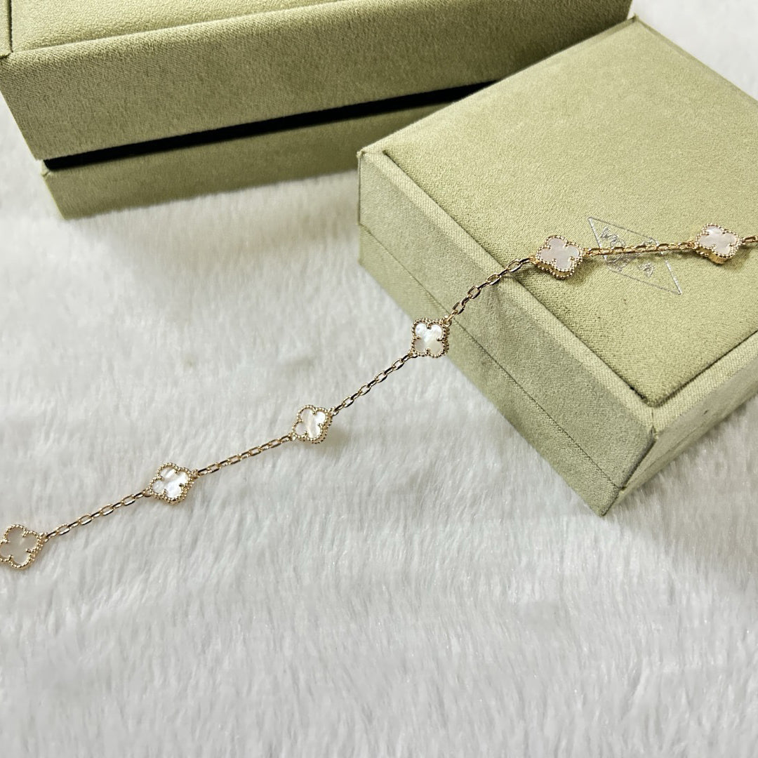 [¡®Star¡¯]CLOVER 6 MOTIF WHITE MOP BRACELET