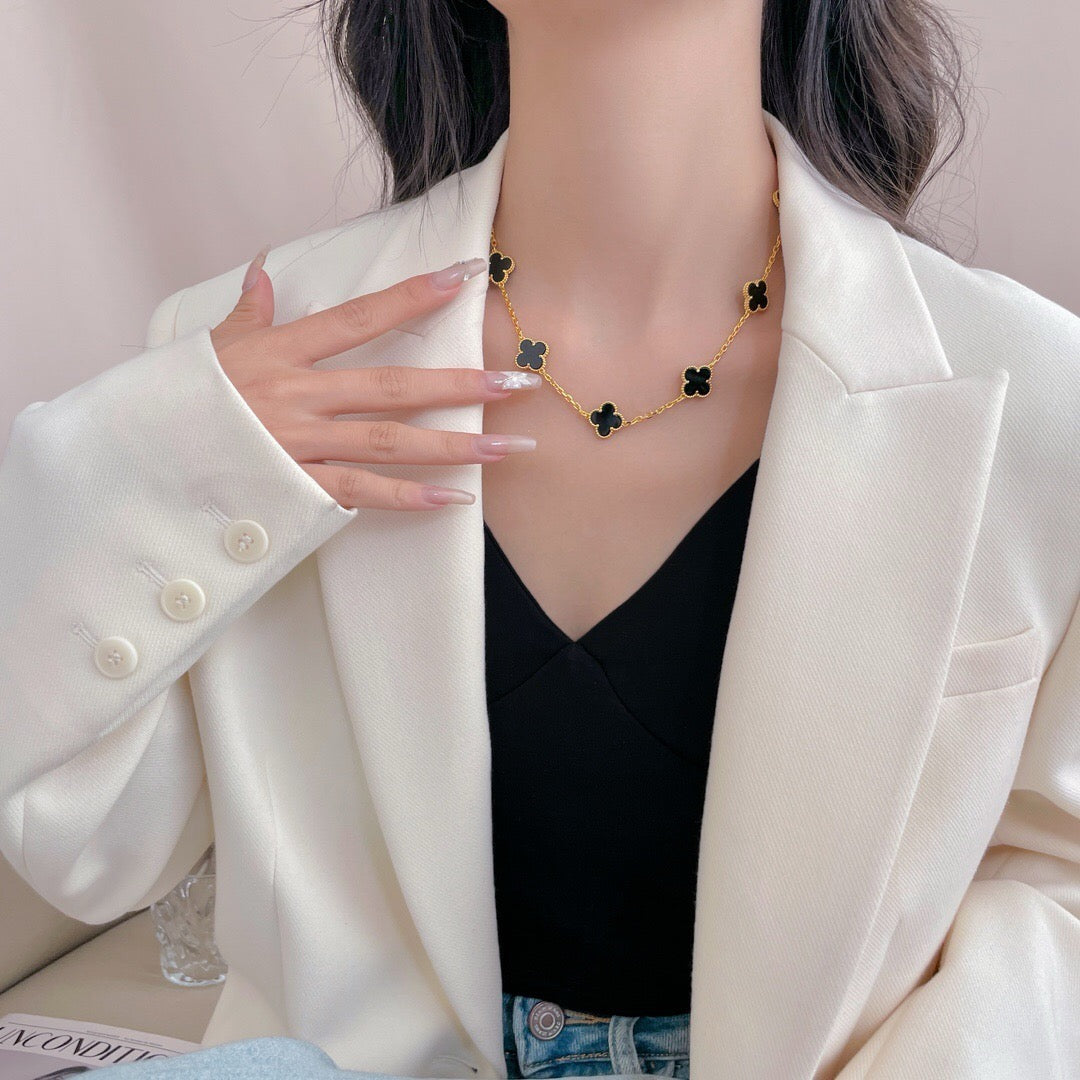 ¡®Star¡¯CLOVER 10 MOTIFS ONYX NECKLACE