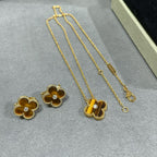 ¡®Star¡¯CLOVER 15MM DIAMOND AND YELLOW TIGER'S EYE AGATE necklace