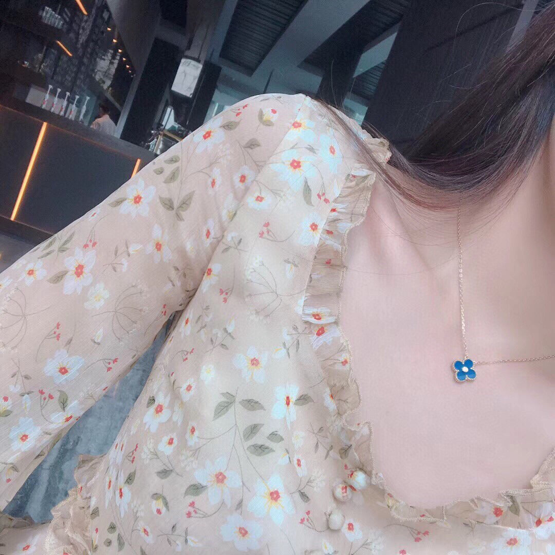 ¡®Star¡¯CLOVER 15MM DIAMOND AND BLUE AGATE NECKLACE