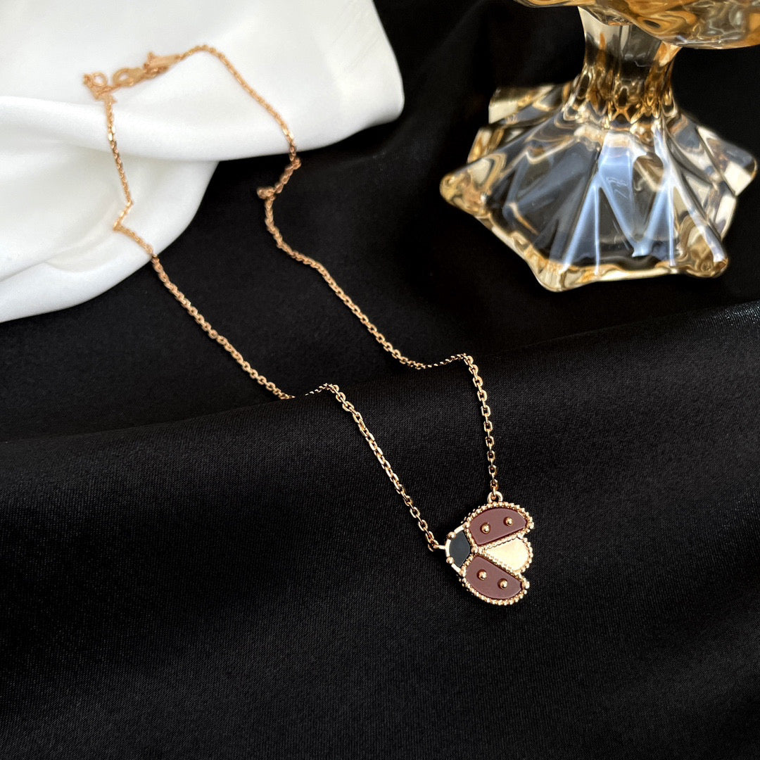 ¡®Star¡¯LUCKY  CARNELIANS LADYBUG NECKLACE