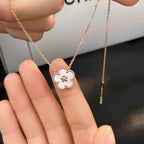 ¡®Star¡¯LUCKY  WHITE MOP  PLUM BLOSSOM NECKLACE