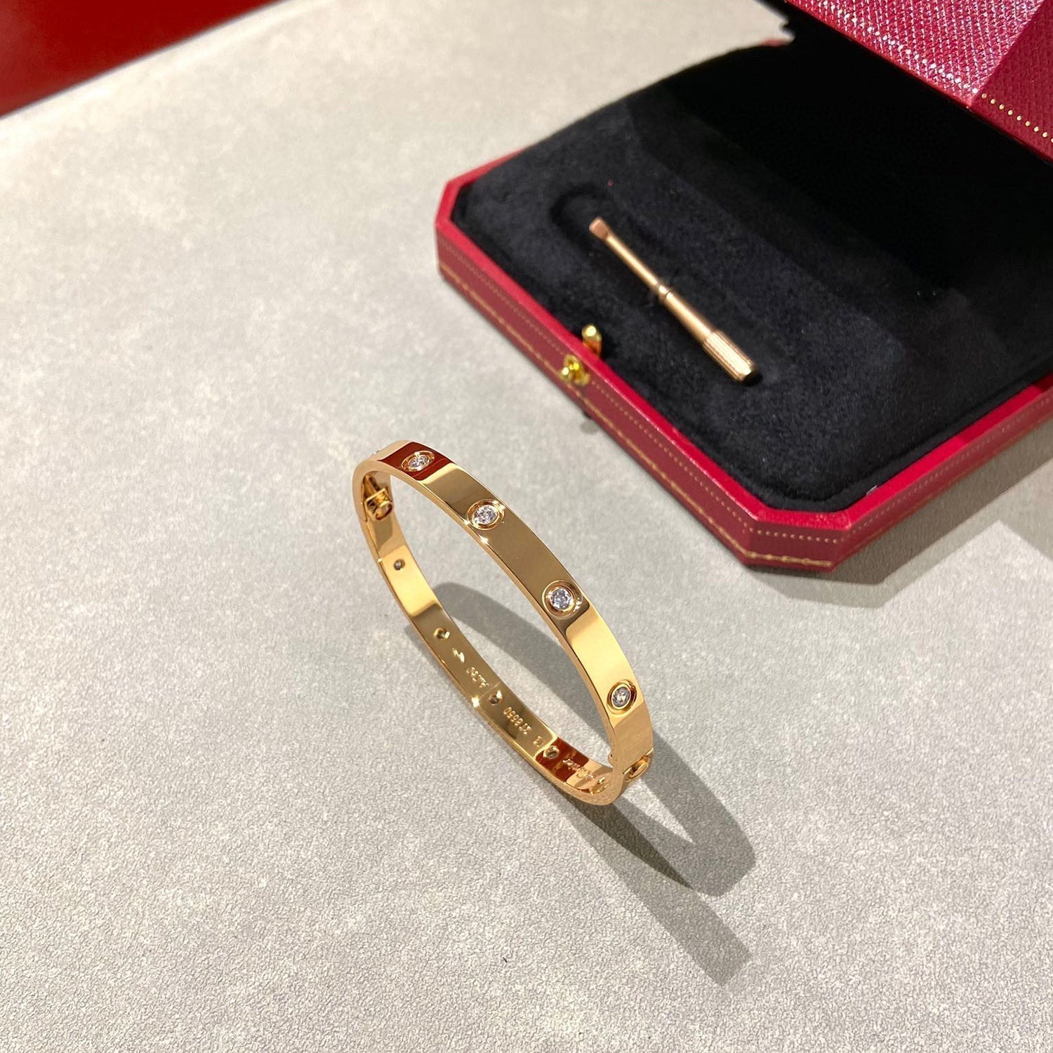 ¡®Star¡¯LOVE BRACELET 6.1MM 10 DIAMONDS