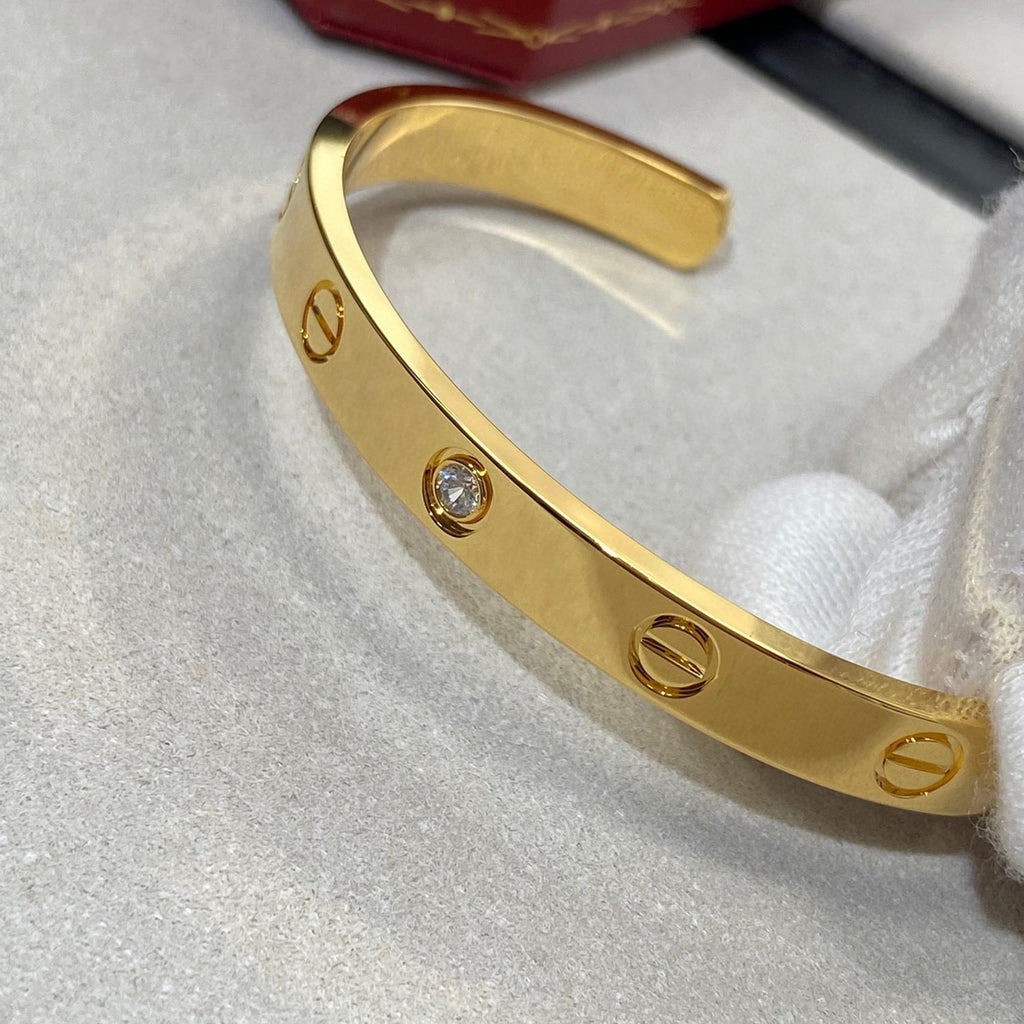 ¡®Star¡¯LOVE BRACELET 6.1MM 1 DIAMOND OPEN CUFF