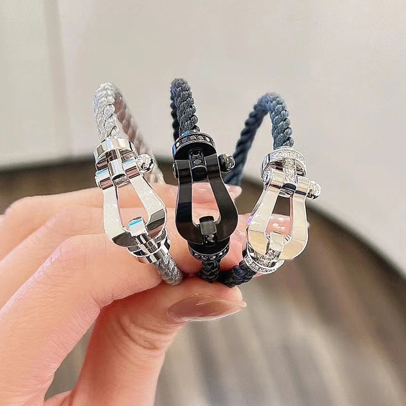 ¡®Star¡¯FORCE LARGE HORSESHOE HALF DIAMOND BRACELET SILVER