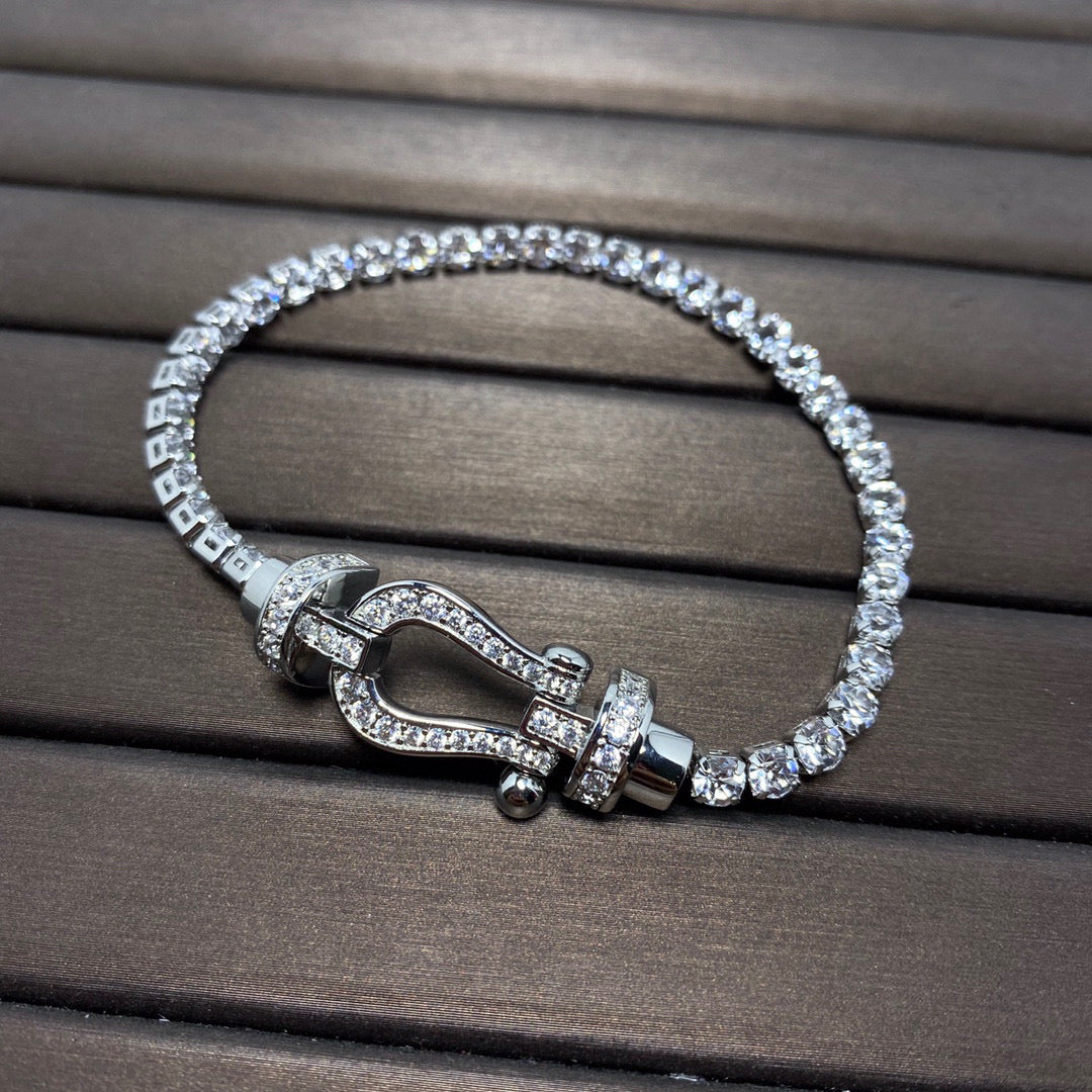 ¡®Star¡¯FORCE  HORSESHOE  DIAMOND TENNIS BRACELET