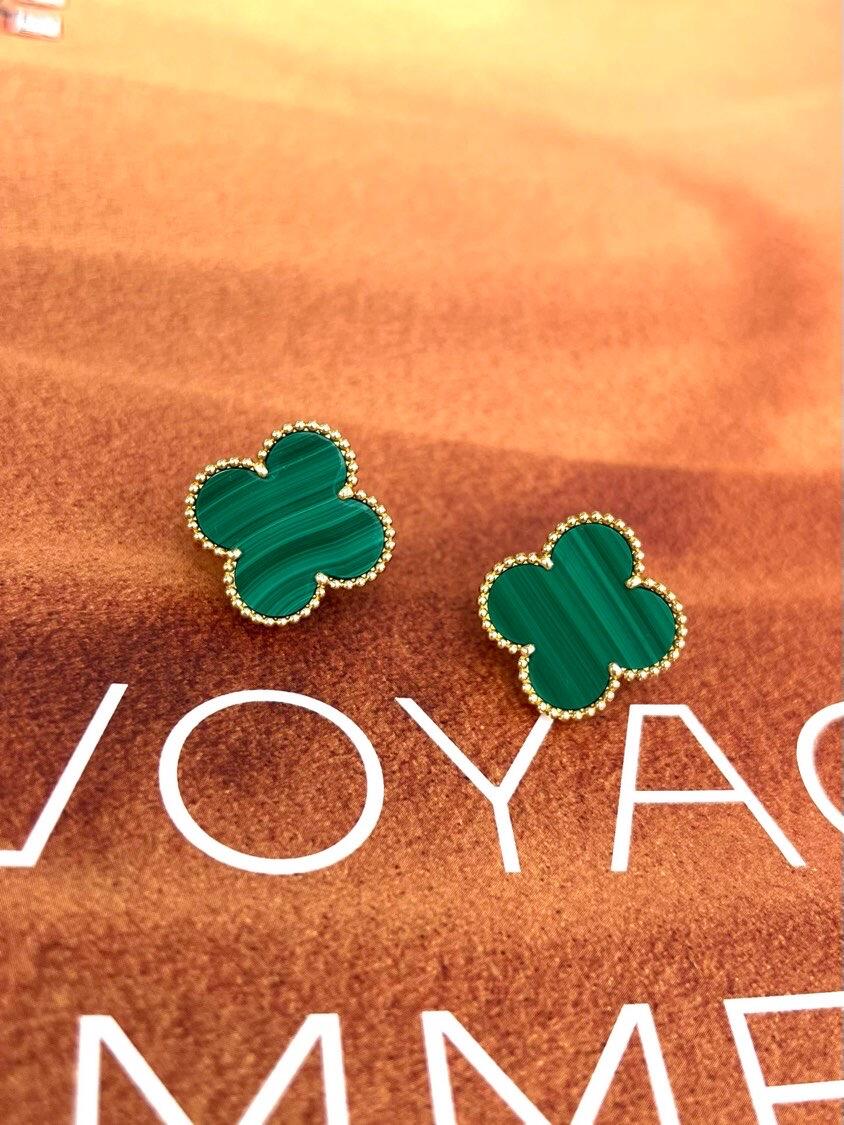 [Star] CLOVER LARGE (20mm) 1 MOTIFS GREENER MOP STUD EARRINGS