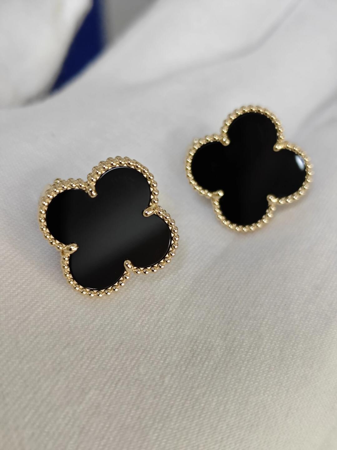 [Star] CLOVER 20MM BLACK MOP EARRINGS