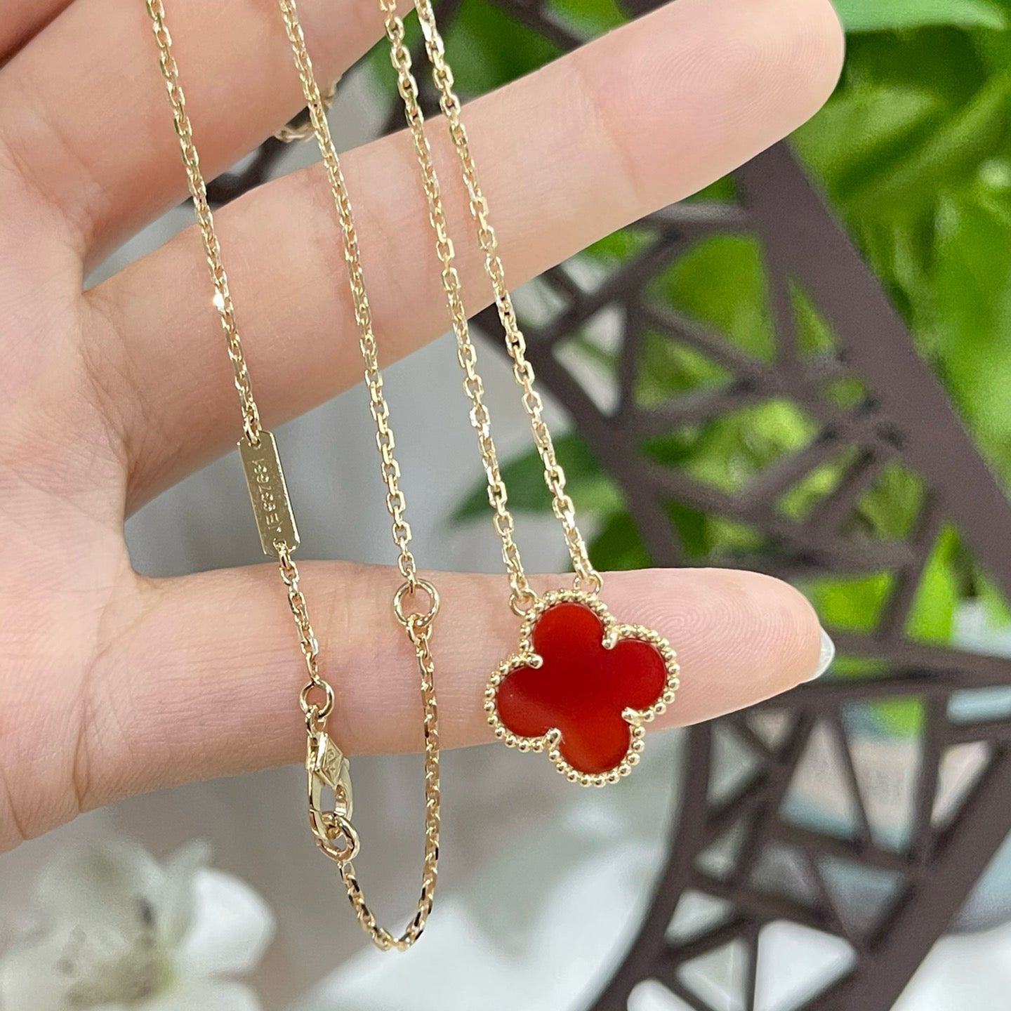 ¡®Star¡¯CLOVER 15MM CARNELIAN SINGLE FLOWER NECKLACE
