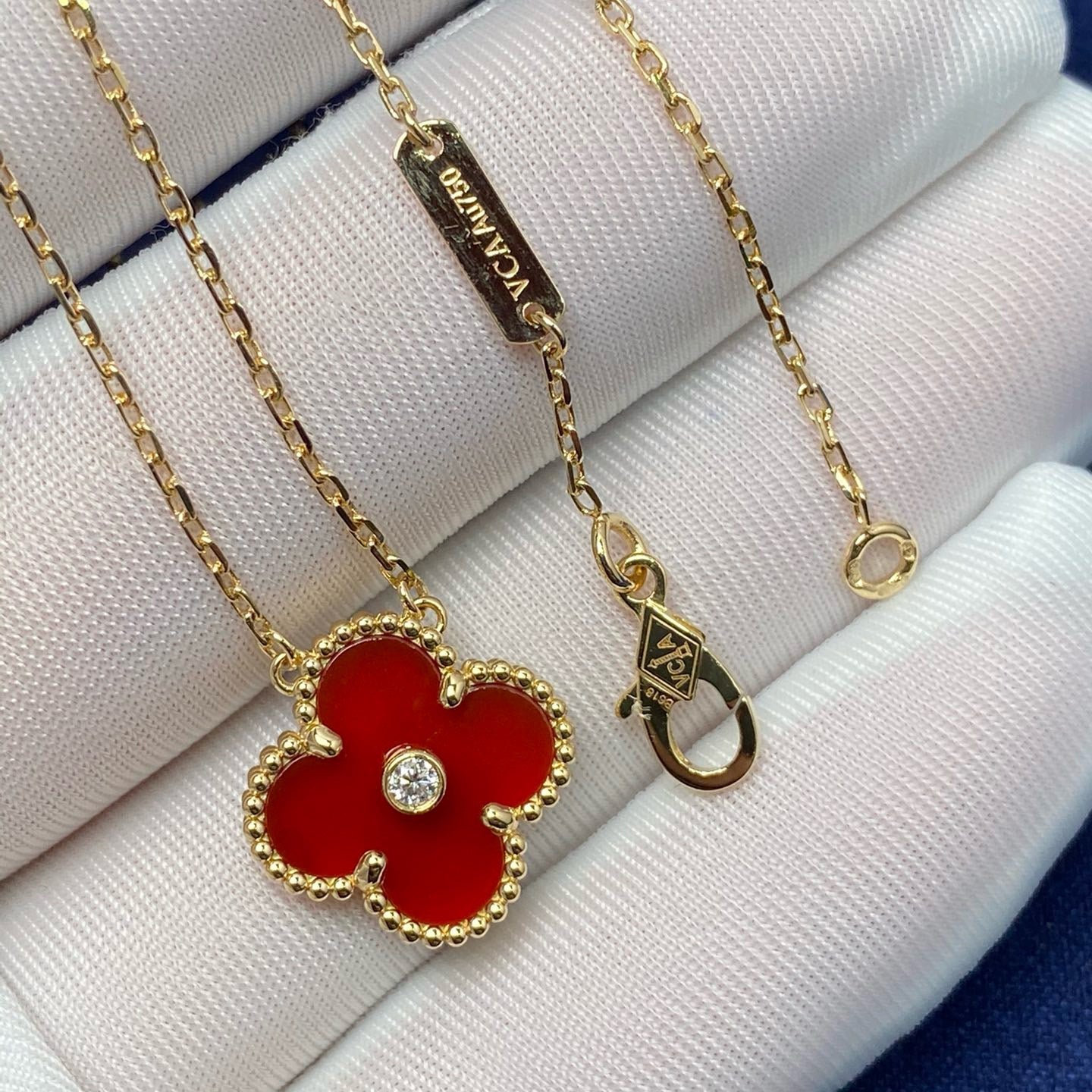 ¡®Star¡¯CLOVER 15MM DIAMOND CARNELIAN NECKLACE
