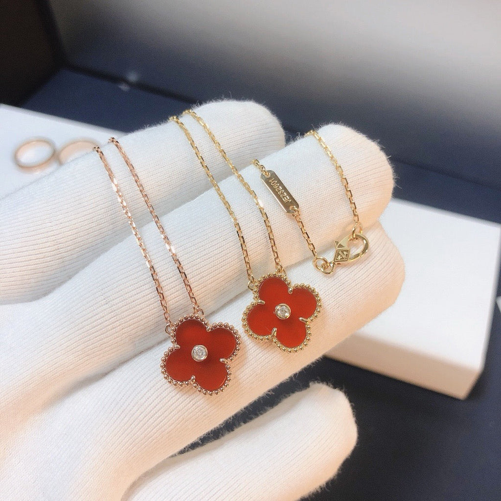 ¡®Star¡¯CLOVER 15MM DIAMOND CARNELIAN NECKLACE