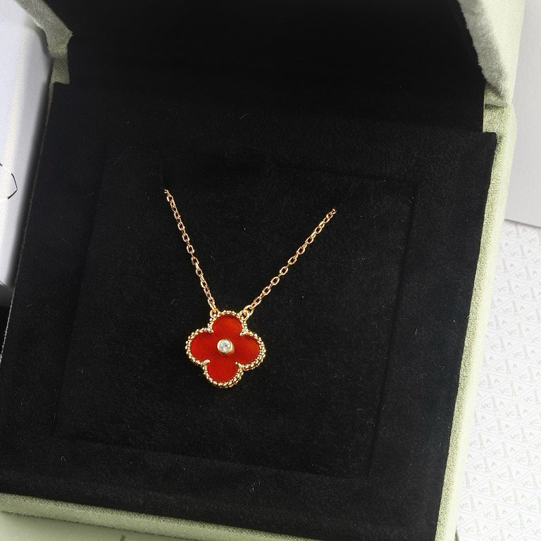 ¡®Star¡¯CLOVER 15MM DIAMOND CARNELIAN NECKLACE