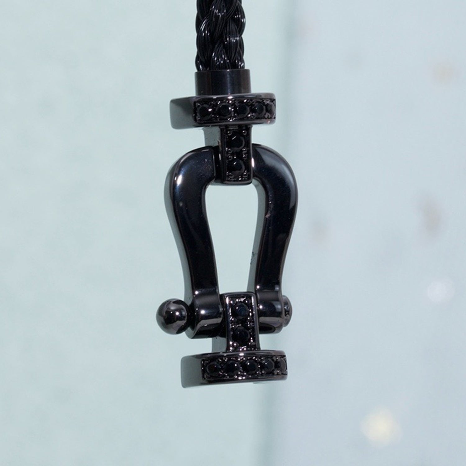 ¡®Star¡¯FORCE LARGE SERIES HORSESHOE BLACK SAMURAI BRACELET