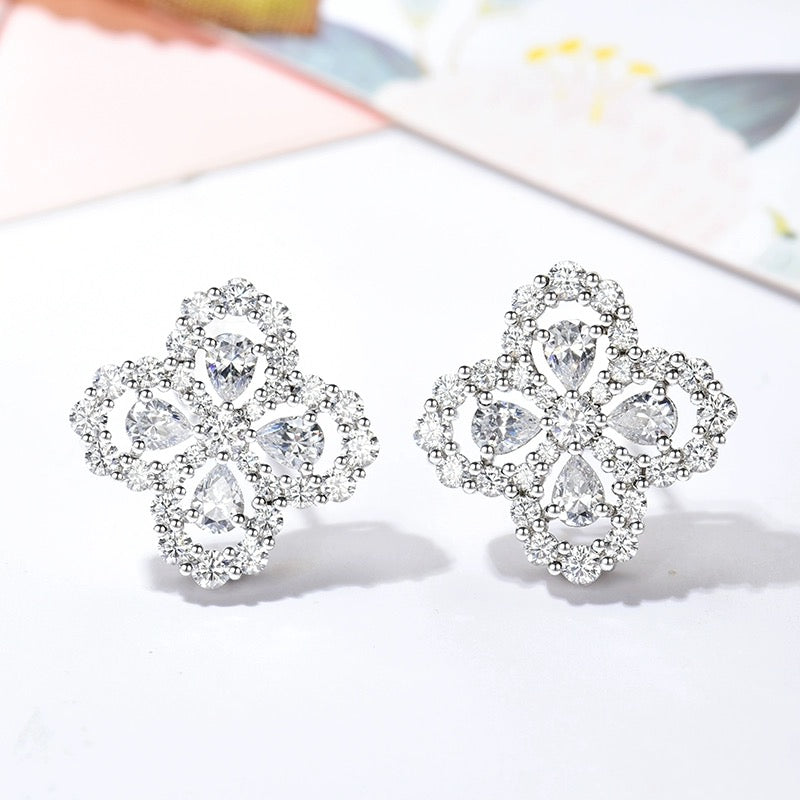 ¡®Star¡¯LOOP EARRINGS FULL MOTIF DIAMOND 16MM