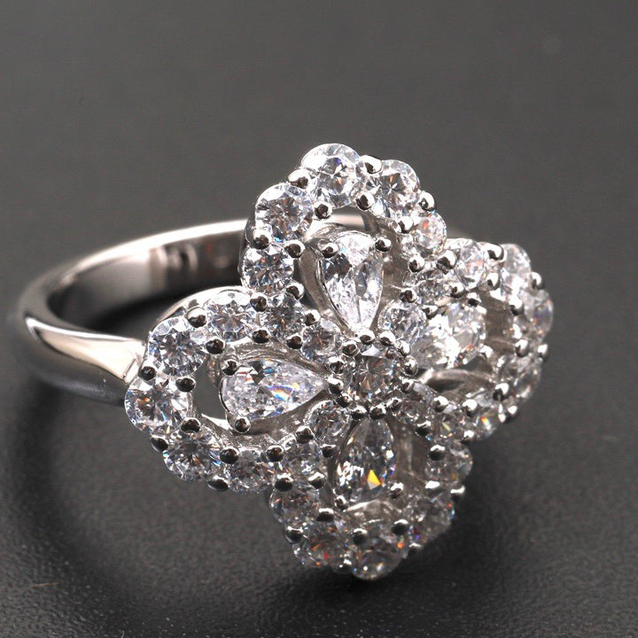 ¡®Star¡¯LOOP RING FULL MOTIF DIAMOND 16MM SILVE
