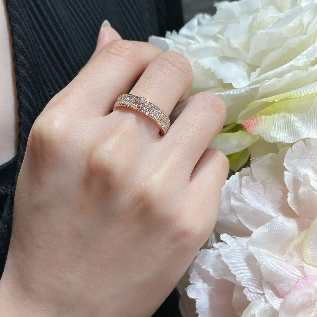 ¡®Star¡¯KELLY PINK GOLD DIAMOND RING