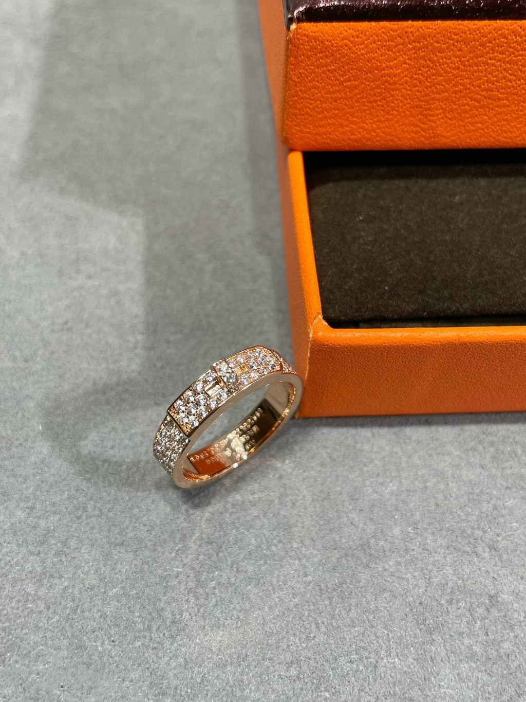 ¡®Star¡¯KELLY PINK GOLD DIAMOND RING