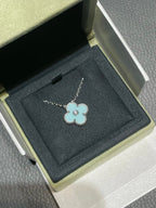 ¡®Star¡¯CLOVER 1 DIAMOND LIGHT BLUE SILVER NECKLACE