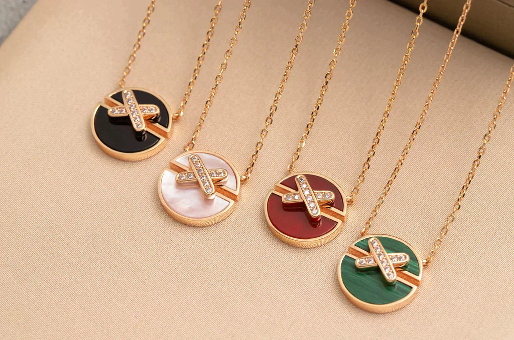 ¡®Star¡¯JEUX DE ROSE GOLD DIAMOND NECKLACE
